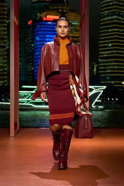 Look 31